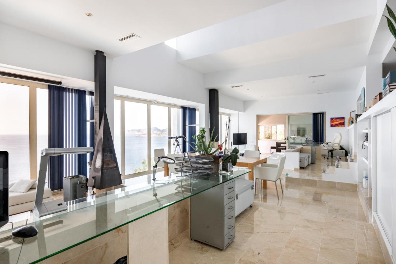 Exclusive Seafront Villa,Private Pool,Gym,Bbq إل تورو المظهر الخارجي الصورة