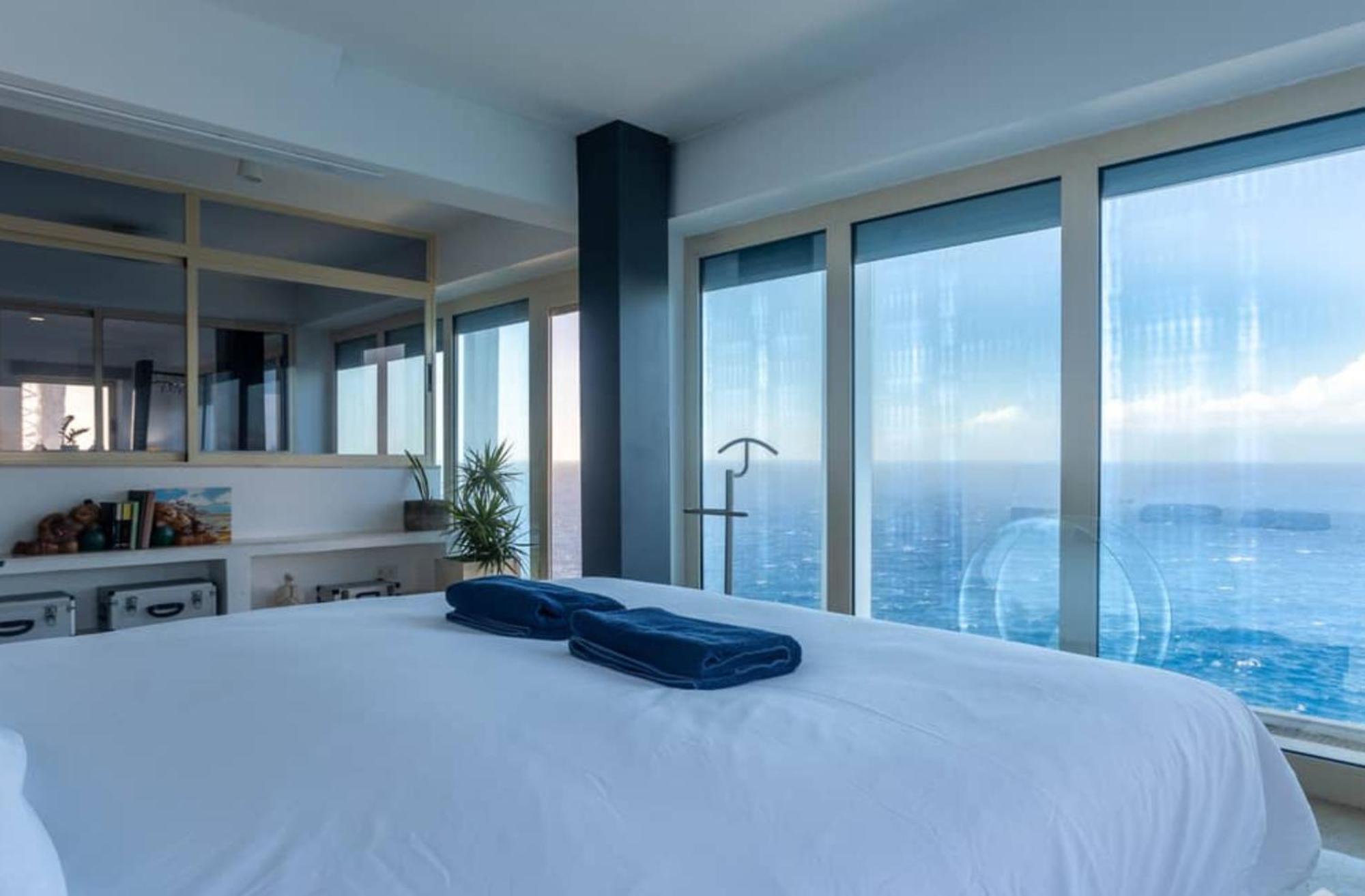 Exclusive Seafront Villa,Private Pool,Gym,Bbq إل تورو المظهر الخارجي الصورة